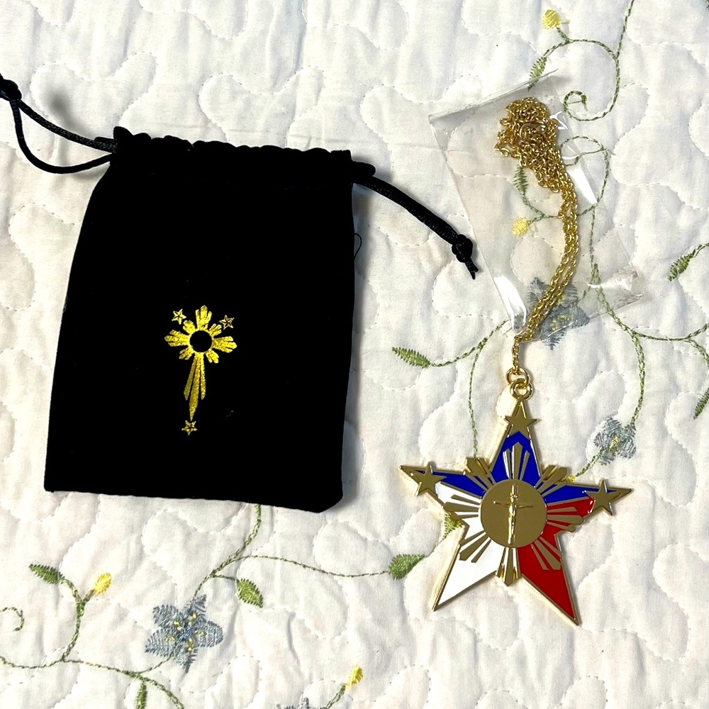 🍁SOLD🍁 Filipino Car Accesories | Philippine Flag with Cross